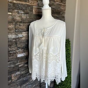 White Lace Long Sleeve Blouse